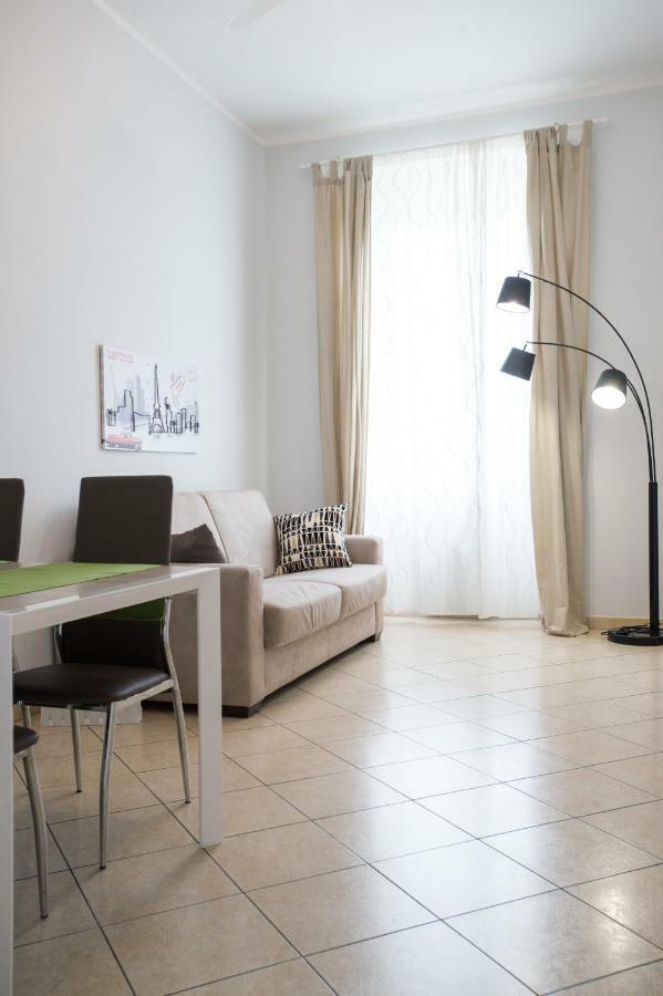 Enjoy Ponte Lungo Villa Rome Bagian luar foto